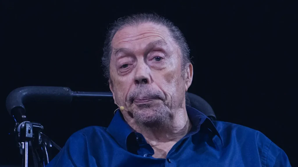 Tim Curry murió a los 80: el actor que convirtió lo extraño en arte