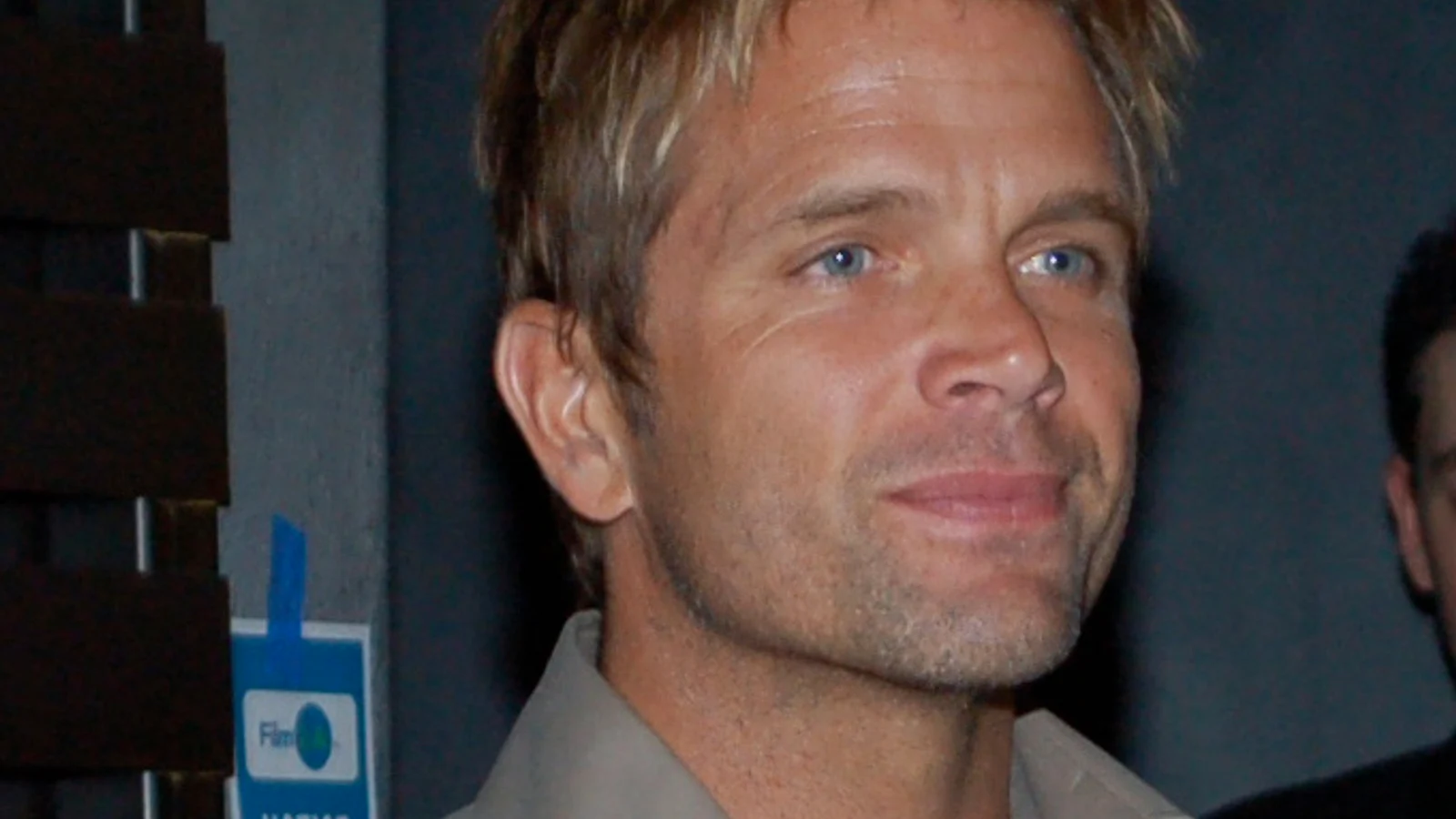 David Chokachi posa ante la cámara durante un evento en 2008.